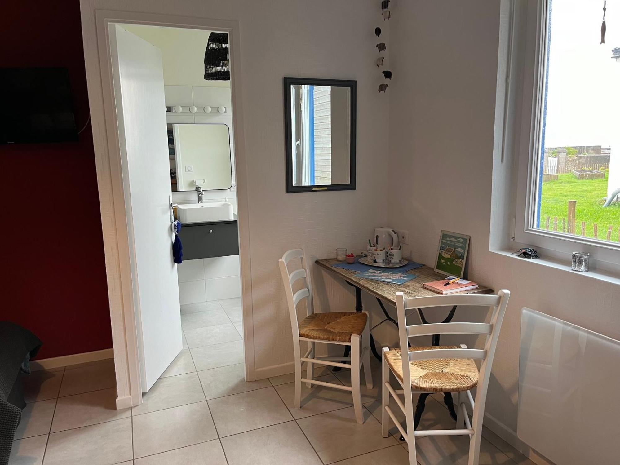 L'Atelier De Mezareun Bed & Breakfast Ushant Eksteriør bilde