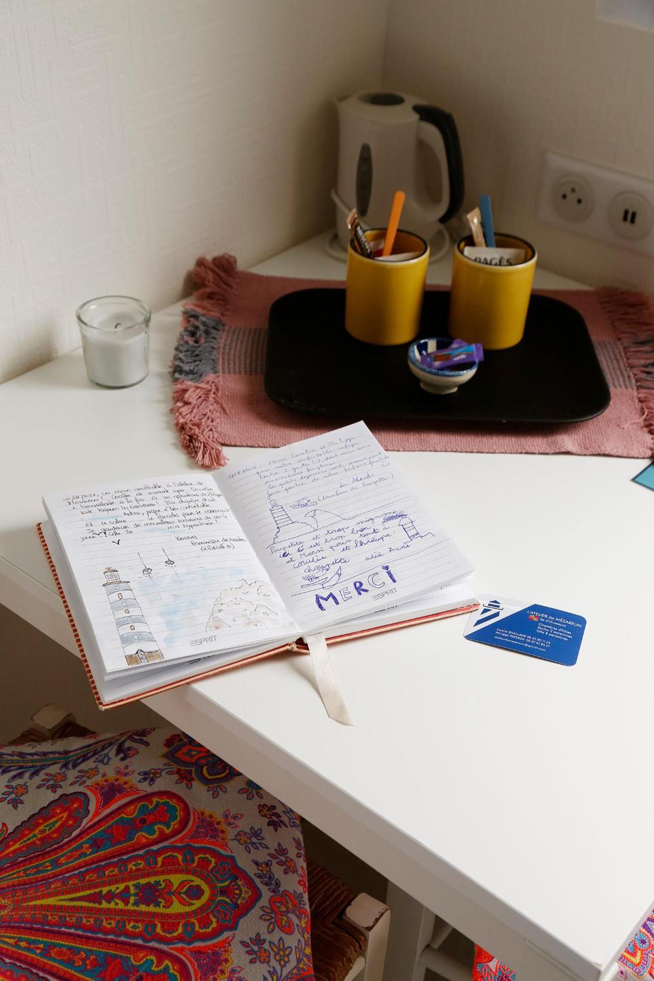 L'Atelier De Mezareun Bed & Breakfast Ushant Eksteriør bilde